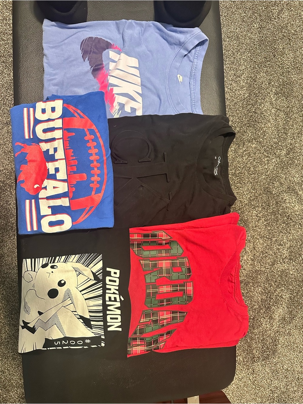 Bundle of 5 Men’s Tee Shirts size Large